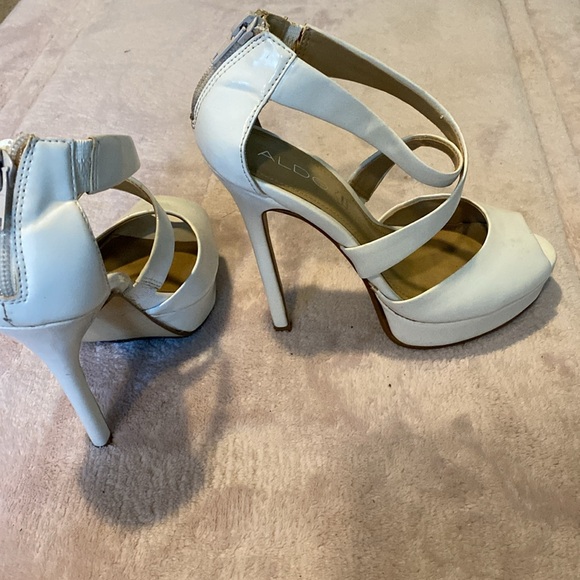 Aldo white stiletto heels - Picture 3 of 5